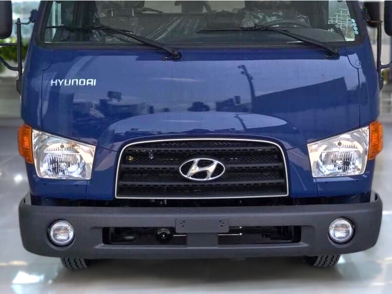 mat-ga-lang-xe-tai-hyundai-new-mighty-75s-3-5-tan-thung-bao-on