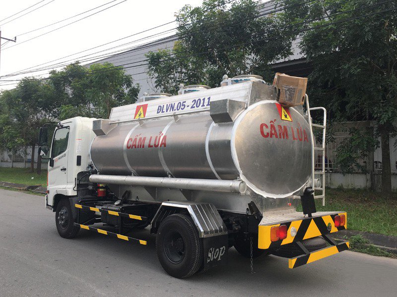 XE BỒN CHỞ XĂNG DẦU HINO FC9JETC 6 TẤN 8 KHỐI - Ảnh 3