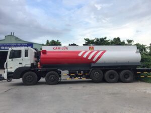 XE BỒN CHỞ XĂNG DẦU HYUNDAI HD360 21 TẤN
