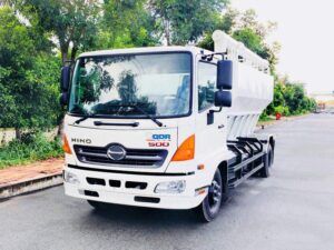 Alternative view of XE BỒN HINO FC CHỞ THỨC ĂN GIA SÚC 5 TẤN 8.5 KHỐI