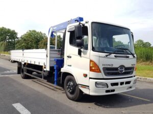 XE CẨU HINO FC9JLTA 4.2 TẤN GẮN CẨU TADANO TM-ZE306HRS