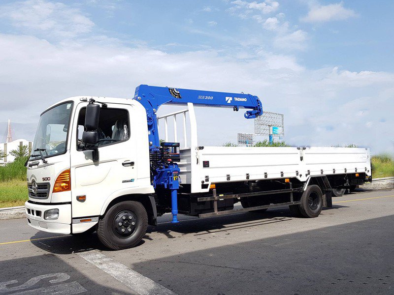 XE CẨU HINO FC9JLTA 4.7 TẤN GẮN CẨU TADANO TM-ZE304MH