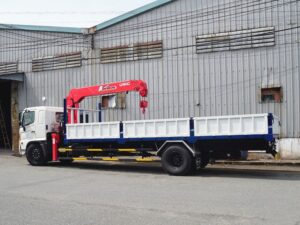 Alternative view of XE CẨU HINO FG8JT7A 7 TẤN GẮN CẨU UNIC URV545