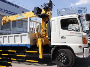 Alternative view of XE CẨU HINO FL8JW7A 12 TẤN GẮN CẨU SOOSAN 7 TẤN 6 KHÚC