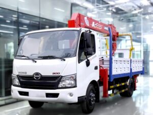 XE CẨU HINO XZU720L 2 TẤN GẮN CẨU UNIC URV346