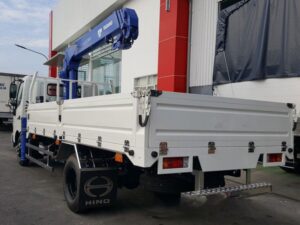 XE CẨU HINO XZU730L 3.3 TẤN GẮN CẨU TADANO TM-ZE304MH