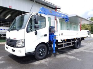 Alternative view of XE CẨU HINO XZU730L 3 TẤN GẮN CẨU TADANO TM-ZE305MH