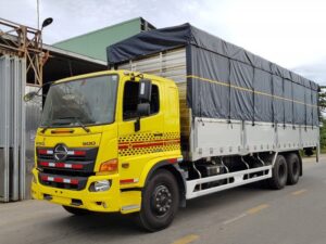 XE CHỞ XE MÁY HINO FL8JW7A 11.7 TẤN