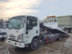 XE CỨU HỘ GIAO THÔNG ISUZU NQR75ME4 3.3 TẤN