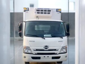 Alternative view of XE ĐÔNG LẠNH HINO XZU730L 4.5 TẤN