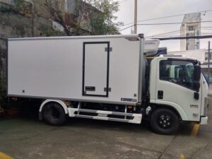 Alternative view of XE ĐÔNG LẠNH ISUZU NMR85HE4 1.6 TẤN