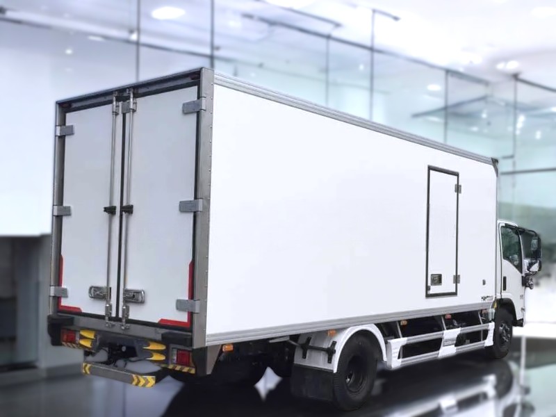 XE ĐÔNG LẠNH ISUZU NQR75LE4 4.9 TẤN - Ảnh 6