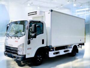XE ĐÔNG LẠNH ISUZU QKR77HE4 2.5 TẤN