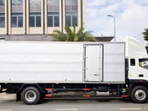 Alternative view of Xe Tải Foton Auman C160 Thùng Kín 7M5