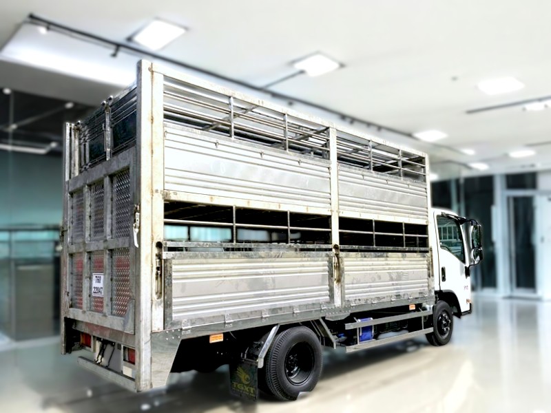 XE TẢI CHỞ GIA SÚC ISUZU QKR77FE4 2.1 TẤN - Ảnh 6