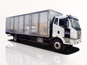 XE TẢI FAW 5.9 TẤN CHỞ PALLET CHỨA CẤU KIỆN ĐIỆN TỬ