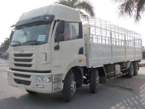 XE TẢI FAW THÙNG MUI BẠT 17.9 TẤN 4 CHÂN