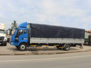 Alternative view of XE TẢI FAW THÙNG MUI BẠT 7.8 TẤN DÀI 9M8