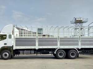 Alternative view of Xe Tải Foton Auman C240 Thùng Bạt