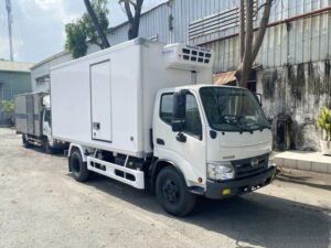 XE TẢI HINO DUTRO XZU342L 3.5 TẤN THÙNG ĐÔNG LẠNH