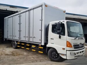 Alternative view of XE TẢI HINO FC9JJTA 5 TẤN CHỞ PALLET CHỨA CẤU KIỆN ĐIỆN TỬ
