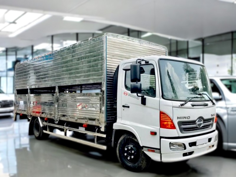 XE TẢI HINO FC9JLTA 4.5 TẤN THÙNG CHỞ GIA SÚC - Ảnh 3