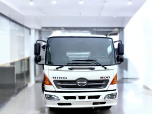 Alternative view of XE TẢI HINO FC9JLTA 4.5 TẤN THÙNG CHỞ GIA SÚC