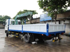 Alternative view of XE TẢI HINO FC9JLTA 6 TẤN GẮN CẨU 3 TẤN 6 KHÚC