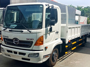 Alternative view of XE TẢI HINO FC9JJTC 6 TẤN THÙNG LỬNG