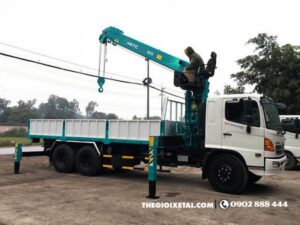 XE TẢI HINO FG8JP7A 5.5 TẤN GẮN CẨU HKTC HLC-7016S