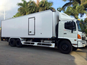 Alternative view of XE TẢI HINO FL8JT7A 15 TẤN THÙNG BẢO ÔN