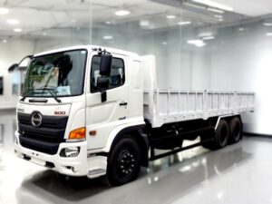 XE TẢI HINO FL8JT7A 15 TẤN THÙNG LỬNG
