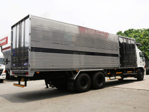 Alternative view of XE TẢI HINO FL8JW7A 15 TẤN THÙNG KÍN