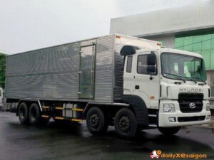 Alternative view of XE TẢI HYUNDAI HD320 17 TẤN THÙNG KÍN