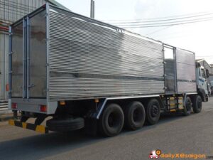 Alternative view of XE TẢI HYUNDAI HD360 20 TẤN THÙNG KÍN