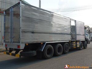 Alternative view of XE TẢI HYUNDAI HD360 20 TẤN THÙNG KÍN