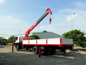 Alternative view of XE TẢI ISUZU 15 TẤN FVM GẮN CẨU UNIC 8 TẤN 5 KHÚC URV805