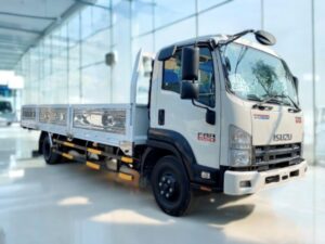 XE TẢI ISUZU FRR90NE4 6 TẤN THÙNG LỬNG