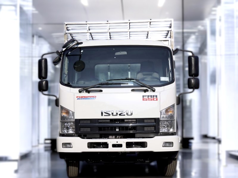 XE TẢI ISUZU FRR90NE4 4.5 TẤN CHỞ GIA SÚC 3 TẦNG - Ảnh 4