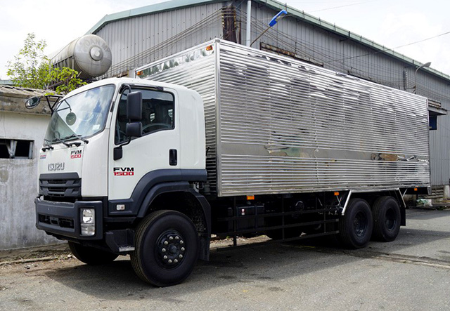 XE TẢI ISUZU FVM34TE4 15 TẤN THÙNG KÍN - Ảnh 3