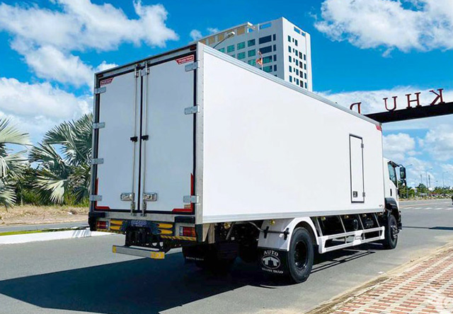 XE TẢI ISUZU FVR34QE4 9 TẤN THÙNG BẢO ÔN - Ảnh 4