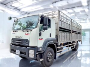 XE TẢI ISUZU FVR34QE4 7.5 TẤN THÙNG CHỞ GIA SÚC