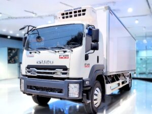 XE TẢI ISUZU FVR34QE4 7.6 TẤN THÙNG ĐÔNG LẠNH