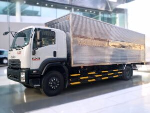 XE TẢI ISUZU FVR34SE4 8 TẤN THÙNG KÍN