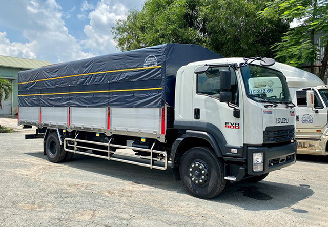 XE TẢI ISUZU FVR34SE4 8 TẤN THÙNG MUI BẠT - Ảnh 3