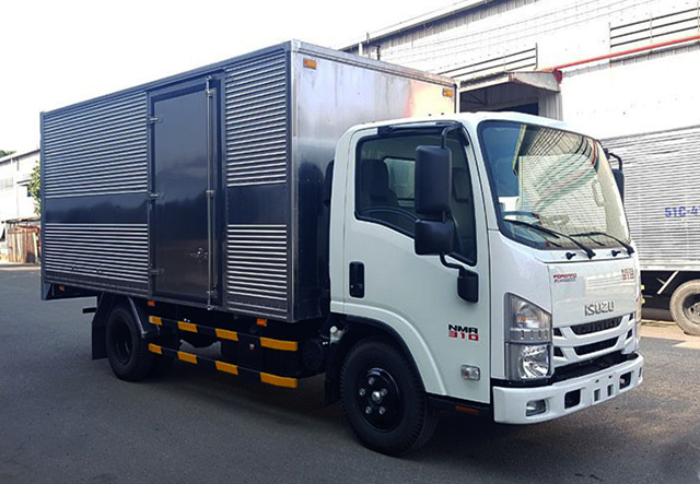 XE TẢI ISUZU NMR85HE4 1.9 TẤN THÙNG KÍN - Ảnh 2