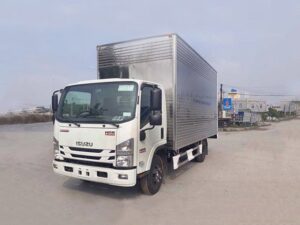 XE TẢI ISUZU NPR85KE4 3.5 TẤN CHỞ PALLET CHỨA CẤU KIỆN ĐIỆN TỬ