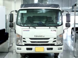 Alternative view of XE TẢI ISUZU NPR85KE4 3.5 TẤN THÙNG MUI BẠT