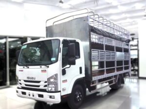 XE TẢI ISUZU NPR85KE4 3 TẤN CHỞ GIA SÚC