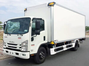 Alternative view of XE TẢI ISUZU NQR75LE4 5.5 TẤN THÙNG BẢO ÔN